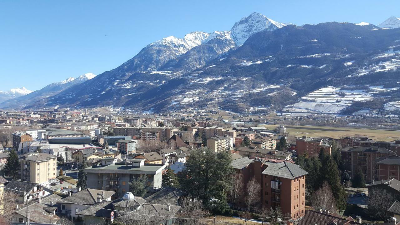 Casa Della Nonna Per Voi Parcheggio Gratuito Condizionatore Portatile Cir 0052 Aosta Eksteriør bilde